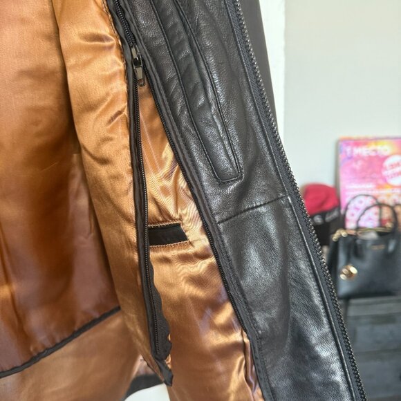 3M Thinsulate Black Leather Jacket - Picture 2 of 4